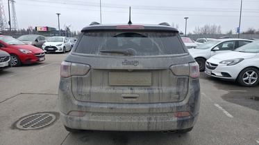 Jeep Compass vaihtoauto