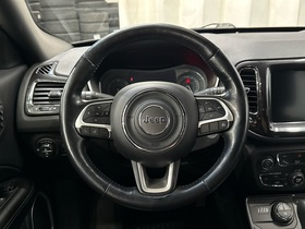 Jeep Compass vaihtoauto