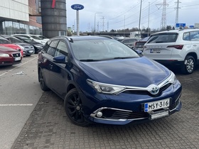 Toyota Auris vaihtoauto