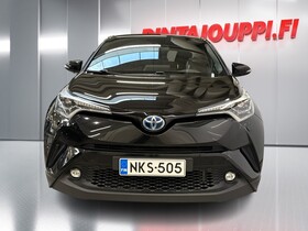Toyota C-HR vaihtoauto