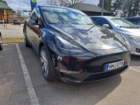 Tesla Model Y vaihtoauto