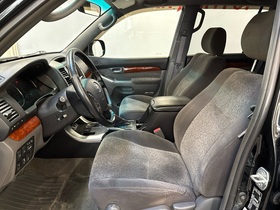 Toyota Land Cruiser vaihtoauto