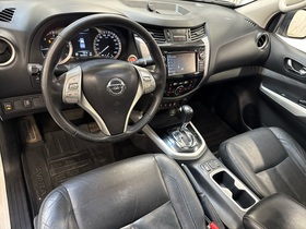 Nissan Navara vaihtoauto