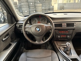 BMW 320 vaihtoauto