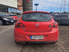 Opel Astra vaihtoauto