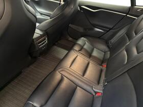 Tesla Model S vaihtoauto