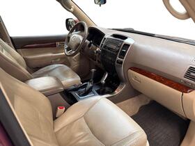 Toyota Land Cruiser vaihtoauto