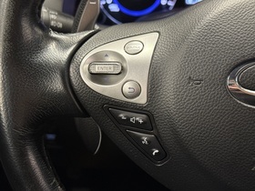 Infiniti FX30d vaihtoauto