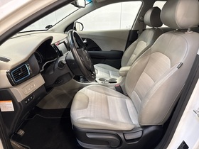 Kia Niro plug-in vaihtoauto