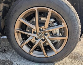 Toyota bZ4X vaihtoauto