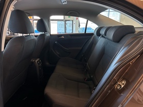 Volkswagen Jetta vaihtoauto