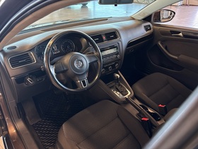Volkswagen Jetta vaihtoauto