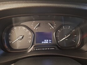 Opel Vivaro vaihtoauto