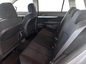 Subaru Legacy vaihtoauto