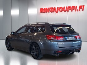 Honda Accord vaihtoauto