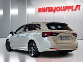 Toyota Avensis vaihtoauto