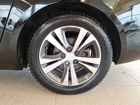 Peugeot 308 vaihtoauto