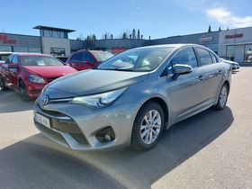 Toyota Avensis vaihtoauto