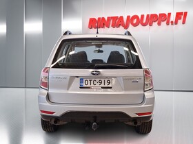 Subaru Forester vaihtoauto