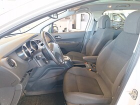 Peugeot 5008 vaihtoauto