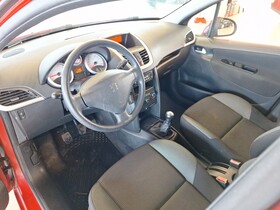 Peugeot 207 vaihtoauto