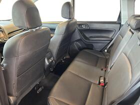 Subaru Forester vaihtoauto