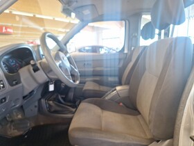 Nissan King Cab vaihtoauto