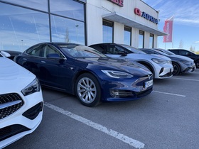 Tesla Model S vaihtoauto