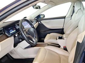 Tesla Model S vaihtoauto