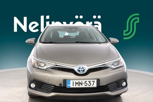 Toyota Auris vaihtoauto