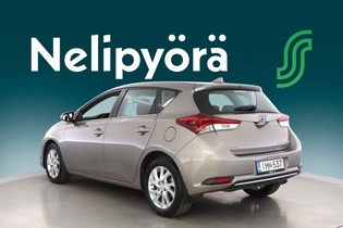 Toyota Auris vaihtoauto