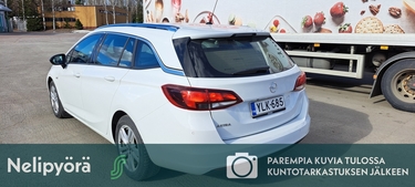 Opel Astra vaihtoauto