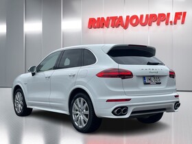 Porsche Cayenne vaihtoauto