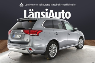 Mitsubishi Outlander PHEV vaihtoauto
