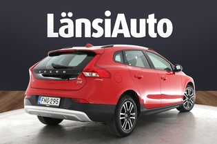 Volvo V40 Cross Country vaihtoauto