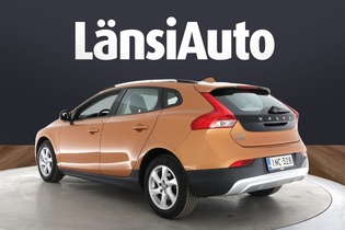Volvo V40 Cross Country vaihtoauto
