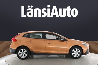 Volvo V40 Cross Country vaihtoauto