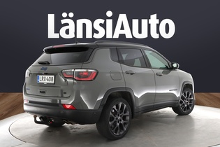 Jeep Compass vaihtoauto