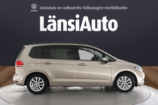 Volkswagen Touran vaihtoauto