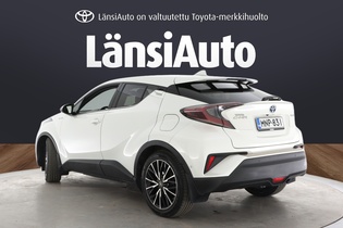 Toyota C-HR vaihtoauto