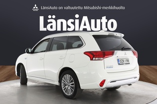 Mitsubishi Outlander PHEV vaihtoauto