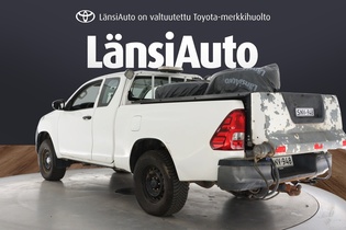 Toyota Hilux vaihtoauto