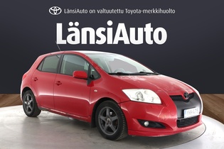 Toyota Auris vaihtoauto