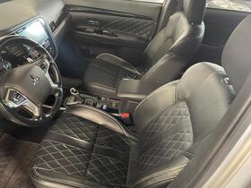 Mitsubishi Outlander PHEV vaihtoauto