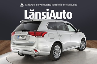 Mitsubishi Outlander PHEV vaihtoauto