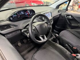 Peugeot 208 vaihtoauto