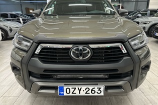 Toyota Hilux vaihtoauto