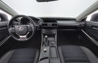 Lexus IS vaihtoauto