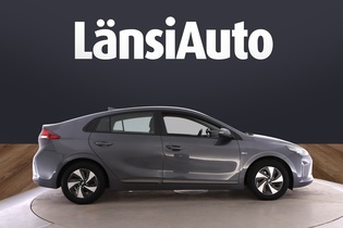 Hyundai IONIQ hybrid vaihtoauto