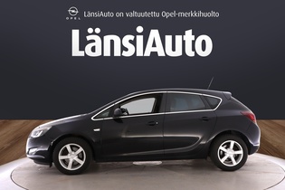 Opel Astra vaihtoauto